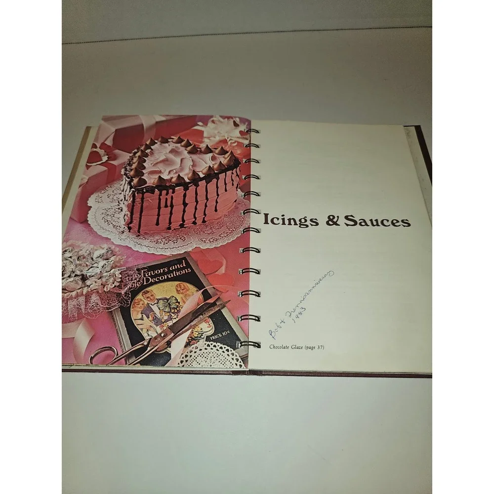 Hershey's 1934 Chocolate Cookbook Spiral bound Hanrdcover 1971 twelfth Recipes